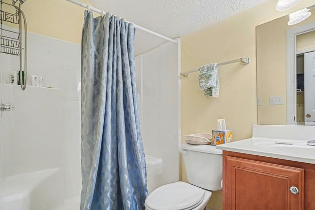 870 Castlebridge Dr., Murrells Inlet, SC 29576