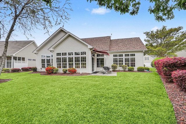 870 Castlebridge Dr., Murrells Inlet, SC 29576