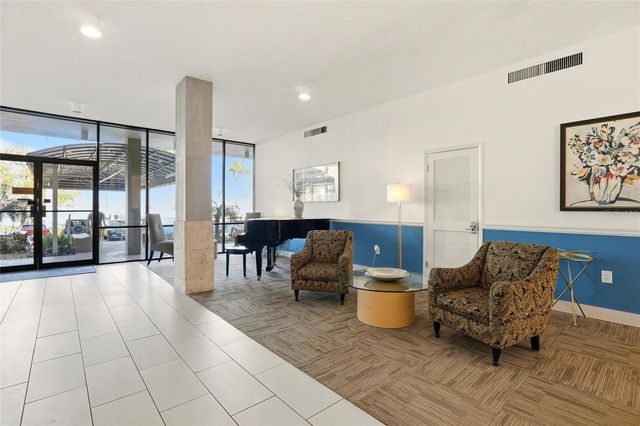 1400 1ST AVENUE W 203, Bradenton, FL 34205