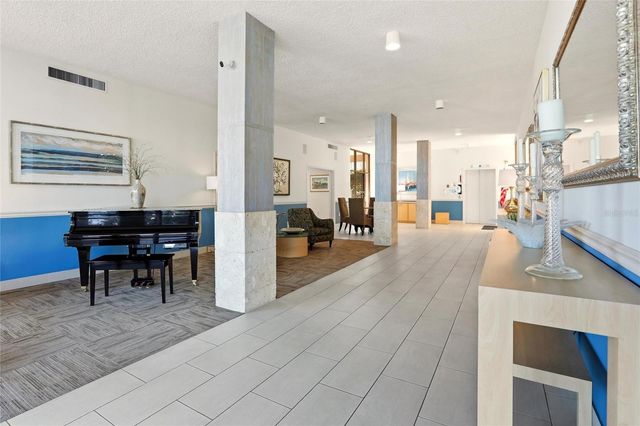 1400 1ST AVENUE W 203, Bradenton, FL 34205