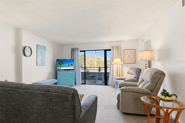 1400 1ST AVENUE W 203, Bradenton, FL 34205