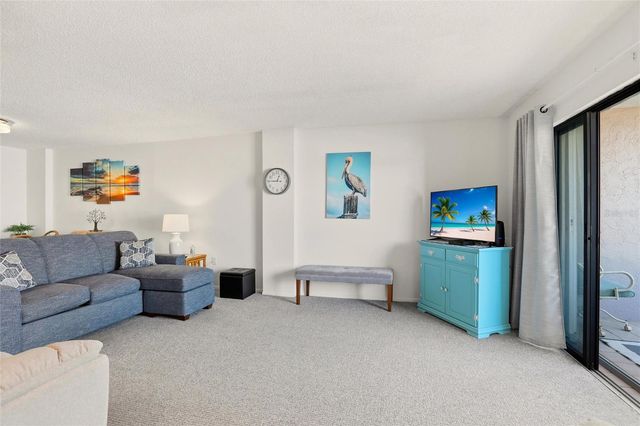 1400 1ST AVENUE W 203, Bradenton, FL 34205