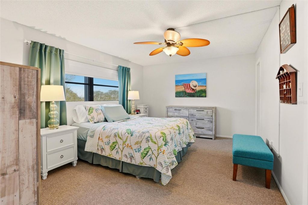 Image 18 of property listing at 1400 1ST AVENUE W 203, Bradenton, FL 34205