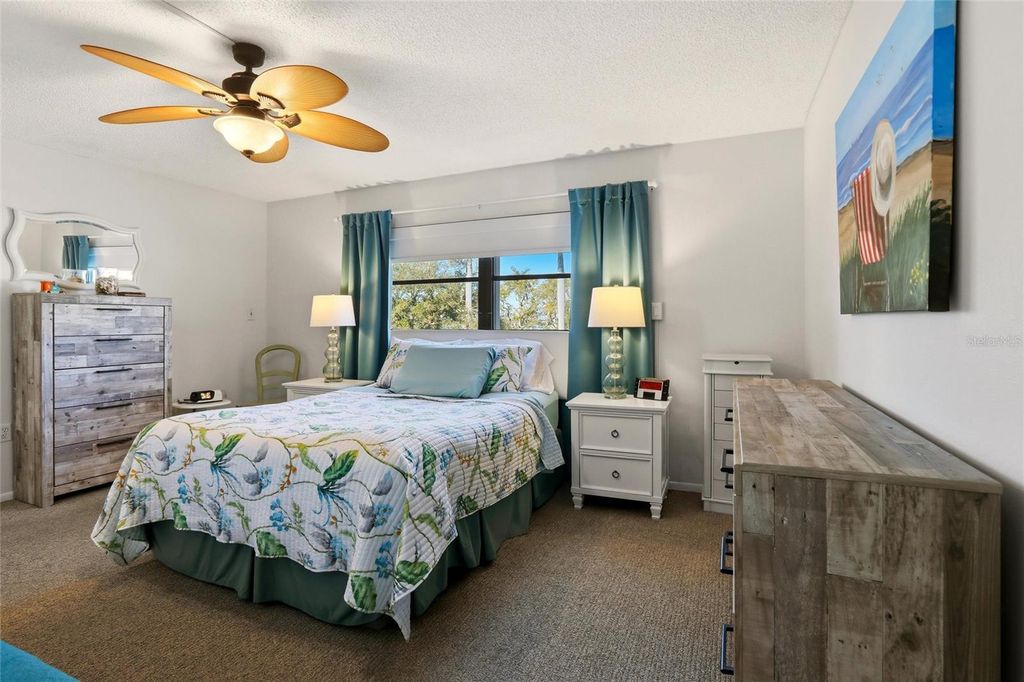 Image 20 of property listing at 1400 1ST AVENUE W 203, Bradenton, FL 34205