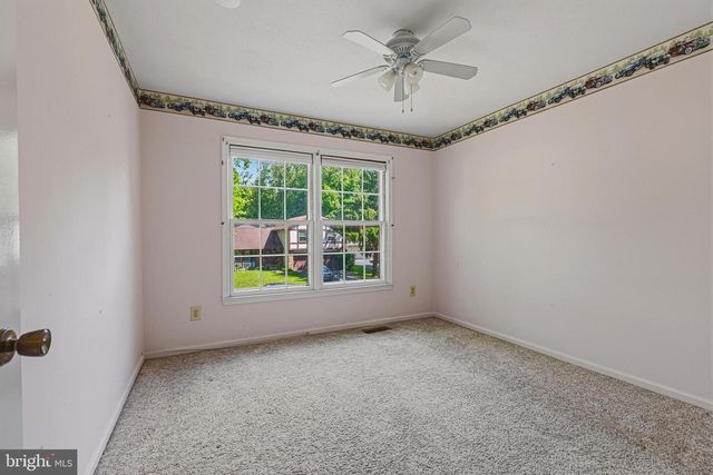 7207 NEAPTIDE LN, Burke, VA 22015