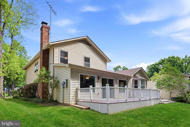 7207 NEAPTIDE LN, Burke, VA 22015
