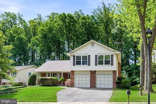 7207 NEAPTIDE LN, Burke, VA 22015