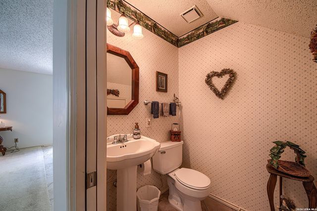 16506 OLD STABLE RD, San Antonio, TX 78247