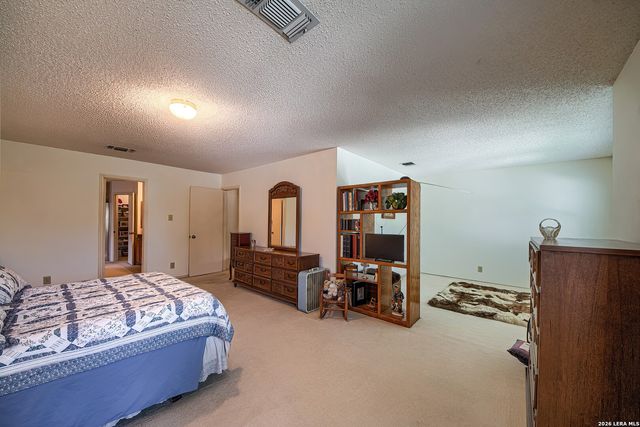 16506 OLD STABLE RD, San Antonio, TX 78247