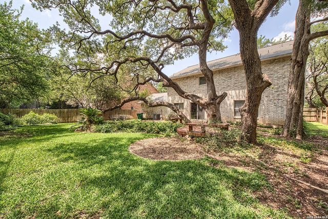 16506 OLD STABLE RD, San Antonio, TX 78247