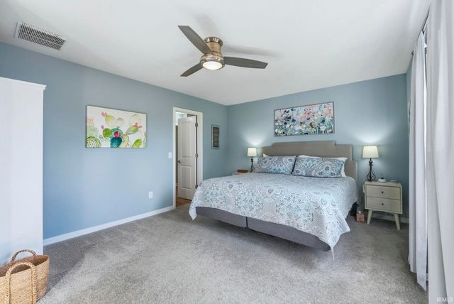 3818 Sun Stone Way, New Haven, IN 46774