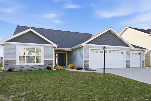 3818 Sun Stone Way, New Haven, IN 46774