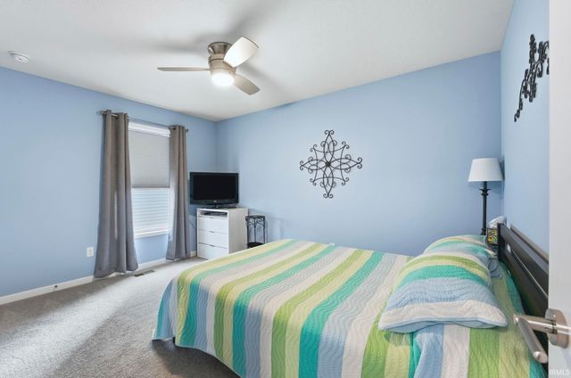 3818 Sun Stone Way, New Haven, IN 46774