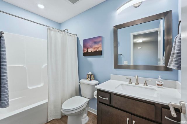 3818 Sun Stone Way, New Haven, IN 46774