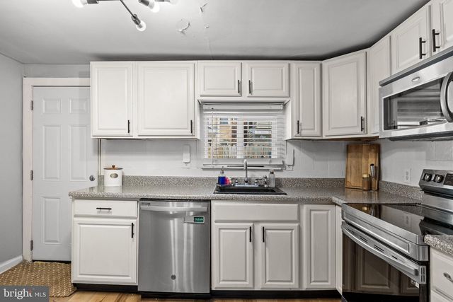 233 TREE ST, Philadelphia, PA 19148