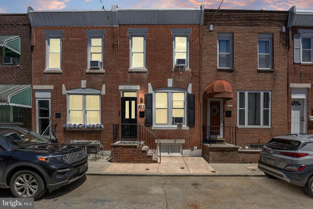 233 TREE ST, Philadelphia, PA 19148