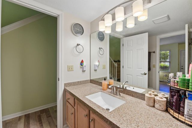 1123 Wittshire Lane, Cincinnati, OH 45255