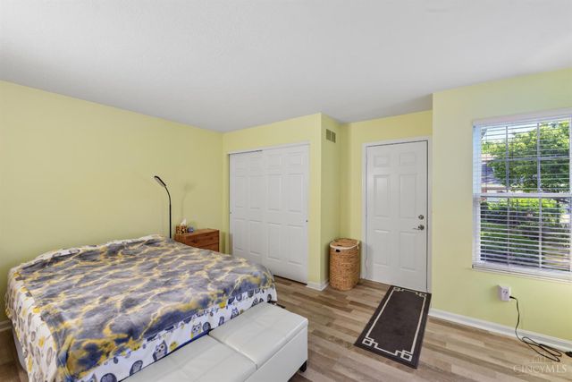 1123 Wittshire Lane, Cincinnati, OH 45255