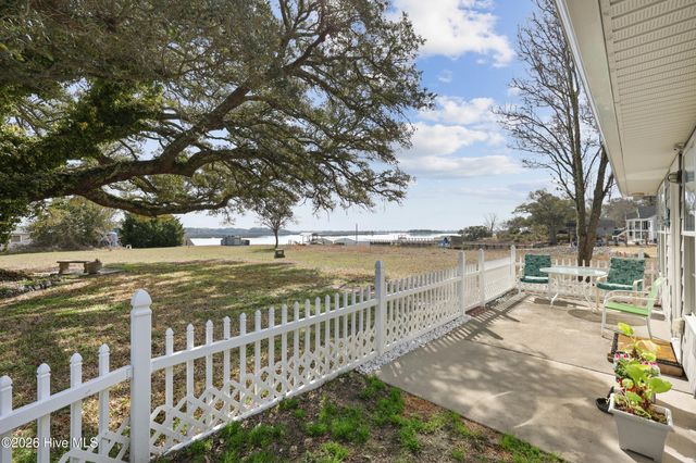 1630 Village Point Road SW, Shallotte, NC 28470