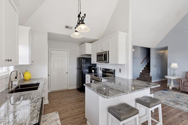 1630 Village Point Road SW, Shallotte, NC 28470