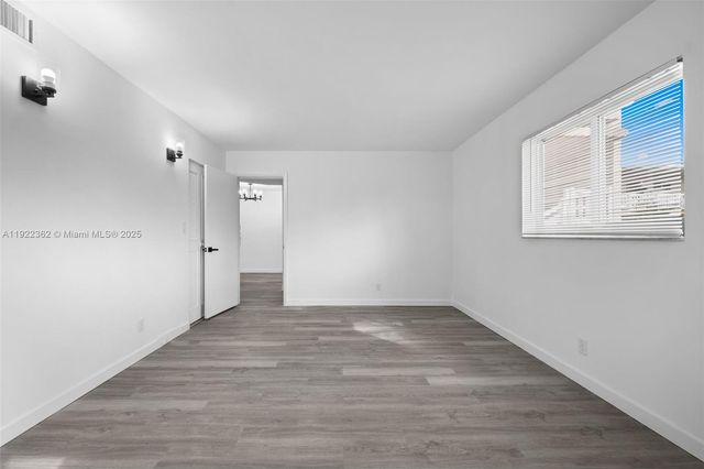 2770 S Garden Dr S 201, Lake Worth, FL 33461