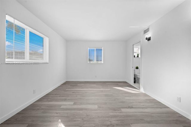 2770 S Garden Dr S 201, Lake Worth, FL 33461