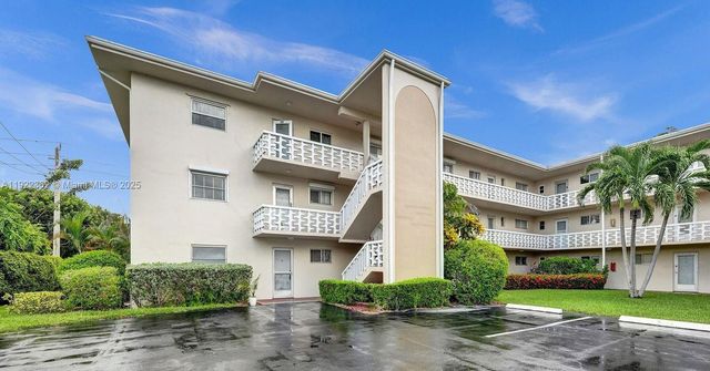 2770 S Garden Dr S 201, Lake Worth, FL 33461