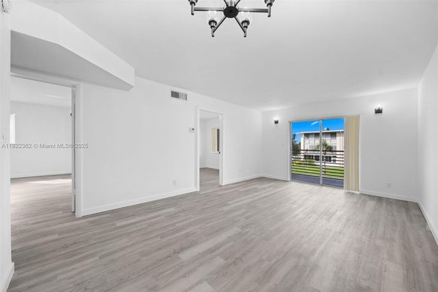 2770 S Garden Dr S 201, Lake Worth, FL 33461