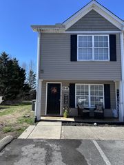 2961 S Rutherford Blvd Apt D8, Murfreesboro, TN 37130