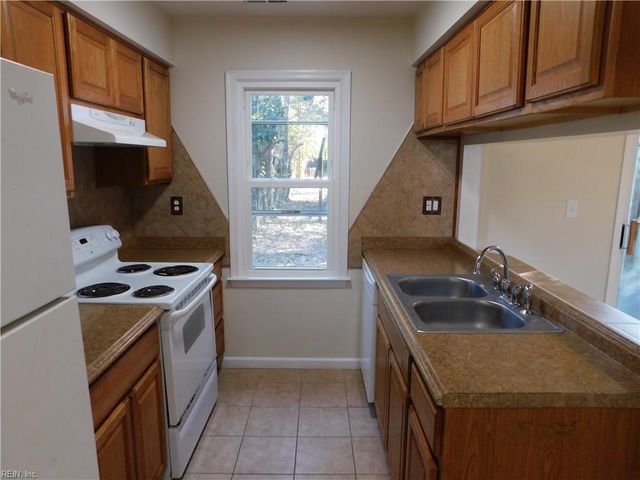 1050 Commonwealth PL, Virginia Beach, VA 23464