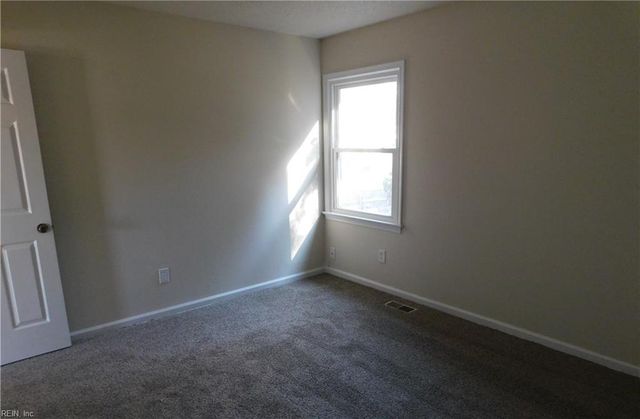 1050 Commonwealth PL, Virginia Beach, VA 23464