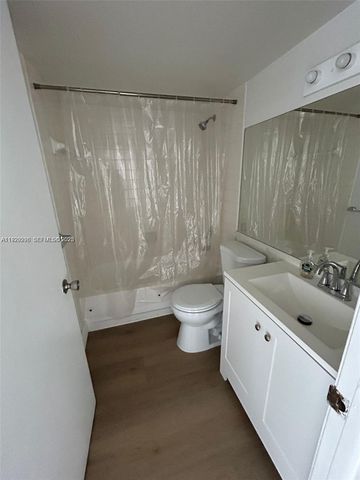 770 Claughton Island Dr 2109, Miami, FL 33131