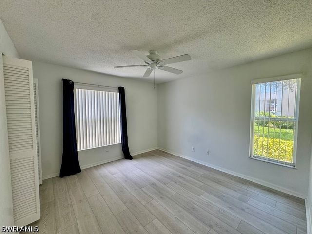 661 Squire CIR 101, Naples, FL 34104