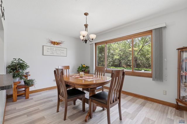 3104 PARK DR, Rapid City, SD 57702