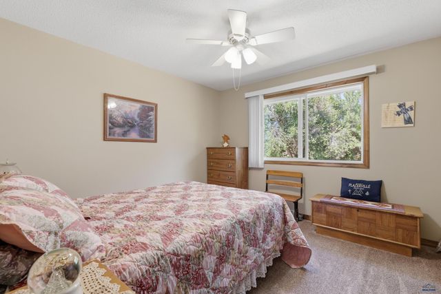 3104 PARK DR, Rapid City, SD 57702