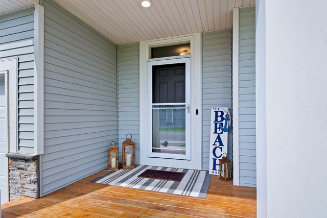 20674 Hamlet Avenue N, Forest Lake, MN 55025