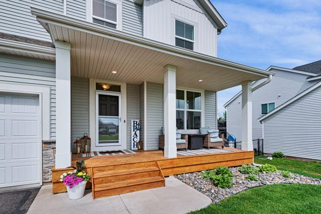 20674 Hamlet Avenue N, Forest Lake, MN 55025
