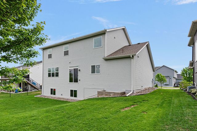 20674 Hamlet Avenue N, Forest Lake, MN 55025