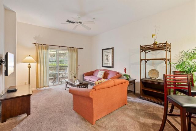 602 GRAN BAHAMA BOULEVARD 602, Davenport, FL 33897