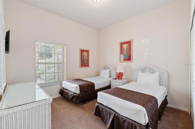 602 GRAN BAHAMA BOULEVARD 602, Davenport, FL 33897