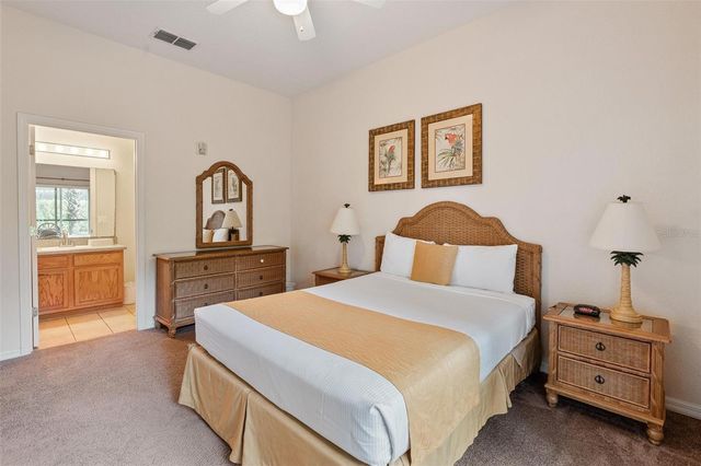 602 GRAN BAHAMA BOULEVARD 602, Davenport, FL 33897