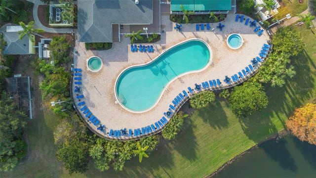 602 GRAN BAHAMA BOULEVARD 602, Davenport, FL 33897