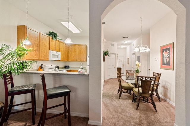 602 GRAN BAHAMA BOULEVARD 602, Davenport, FL 33897