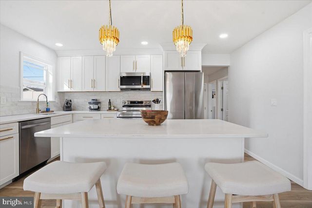 1647 4TH ST, Bethlehem, PA 18020