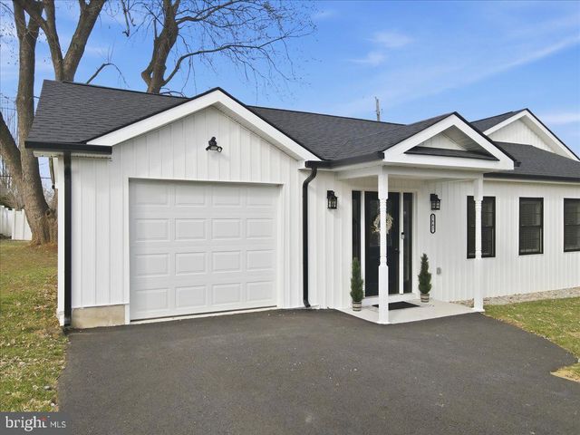 1647 4TH ST, Bethlehem, PA 18020