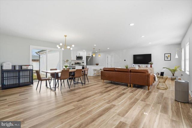 1647 4TH ST, Bethlehem, PA 18020