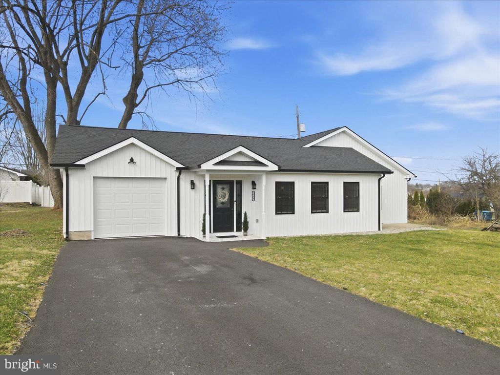 Image 1 of property listing at 1647 4TH ST, Bethlehem, PA 18020