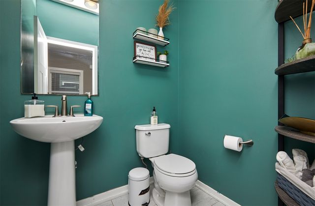 9019 Cody Drive, West Des Moines, IA 50266