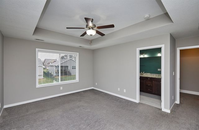 9019 Cody Drive, West Des Moines, IA 50266