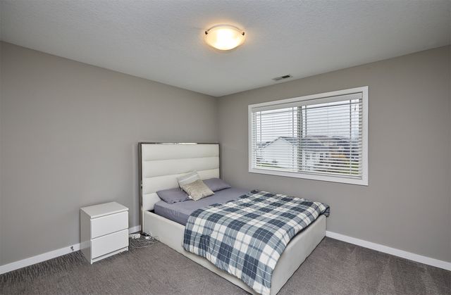 9019 Cody Drive, West Des Moines, IA 50266